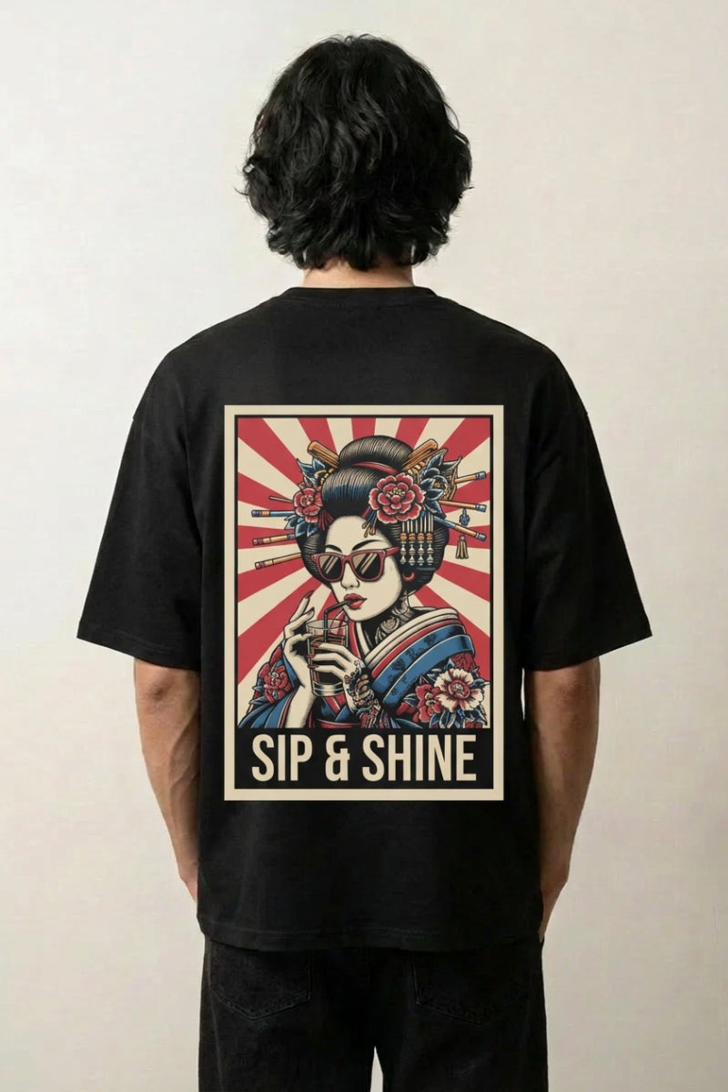 Geisha Tee in black - oversized graphic tee, geisha portrait print, back view